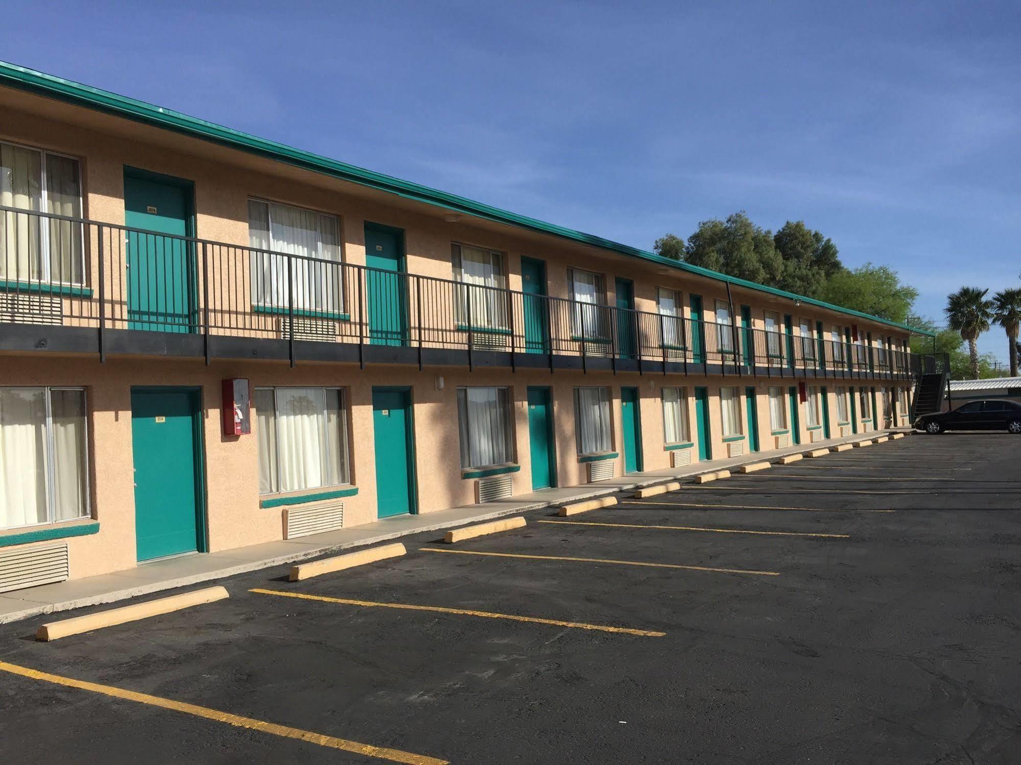 Amazon Motel Тусон Экстерьер фото